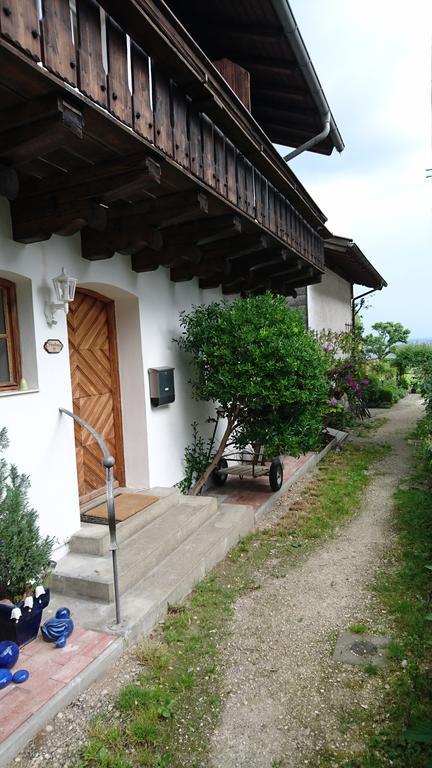 Peterlhaus Hotel Frauenchiemsee Exterior photo