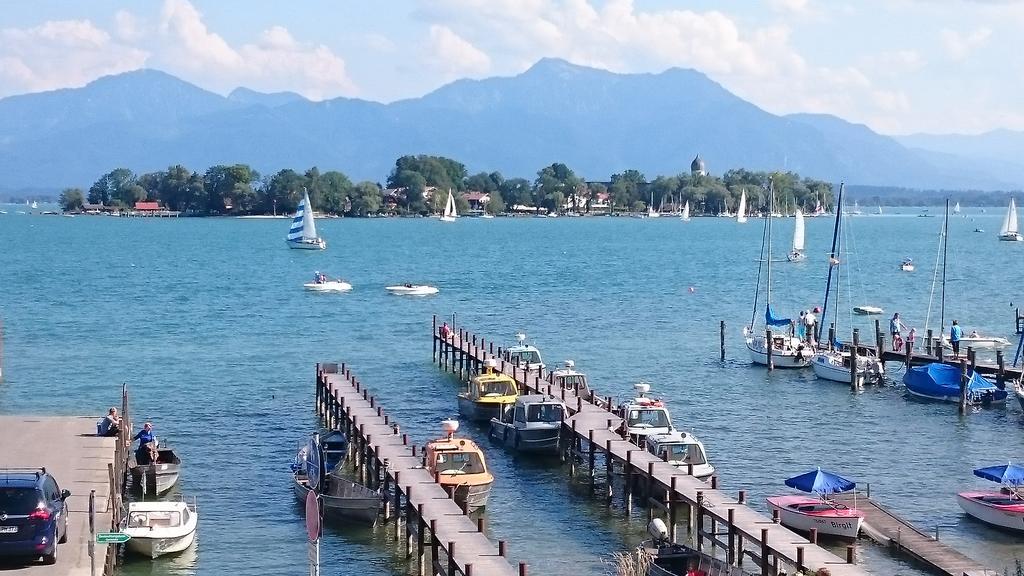 Peterlhaus Hotel Frauenchiemsee Exterior photo